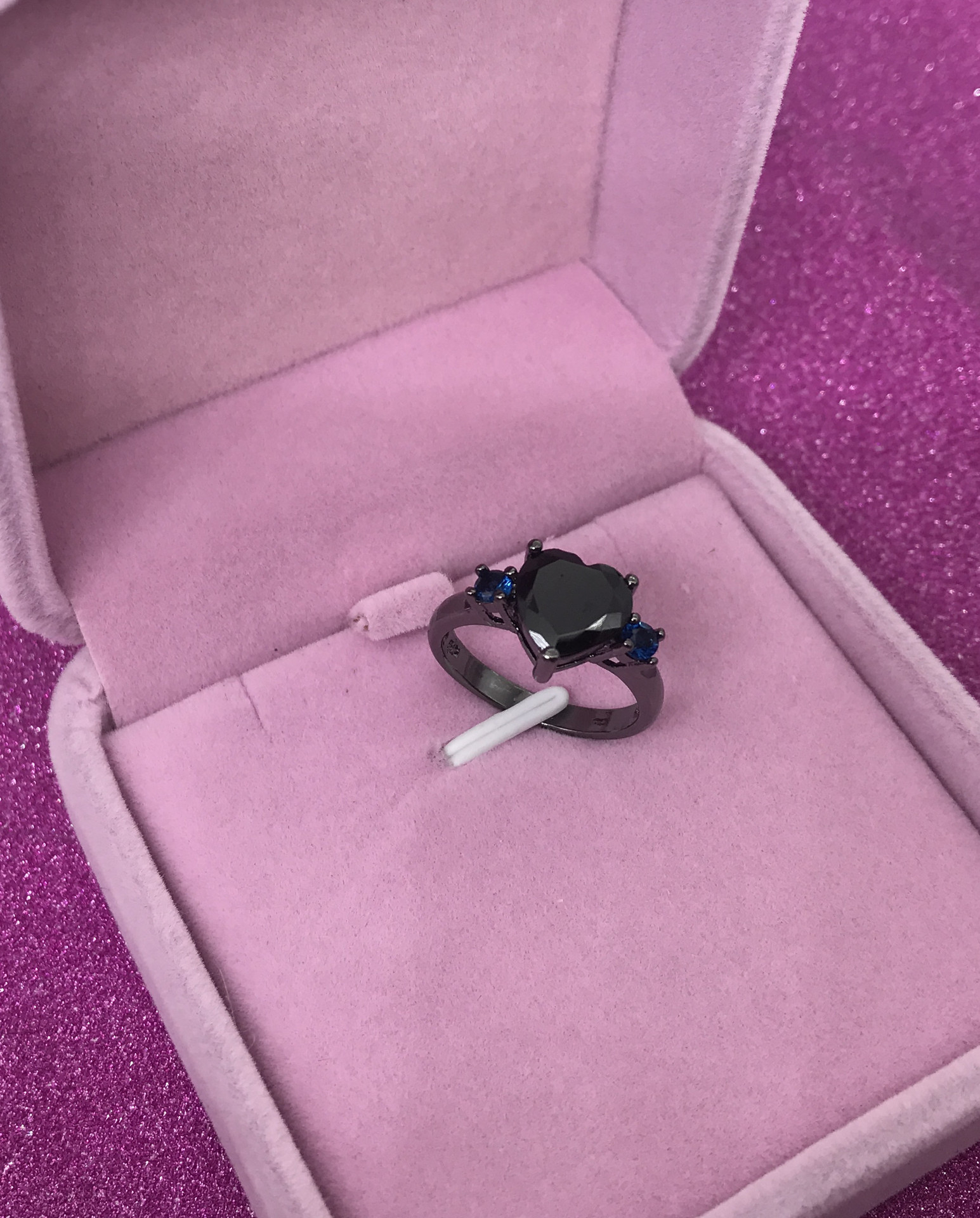 Black Heart Gemstone Diamond Wedding Ring - Image 3