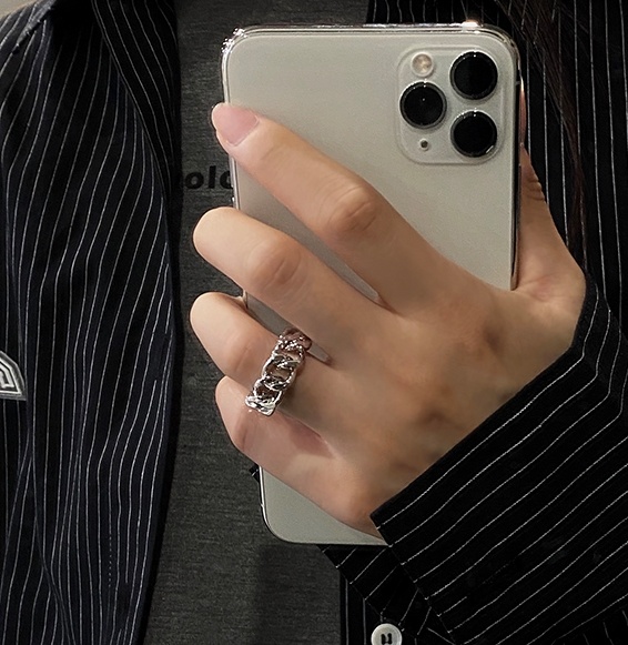 Fashion ring chain with unique design - Image 3