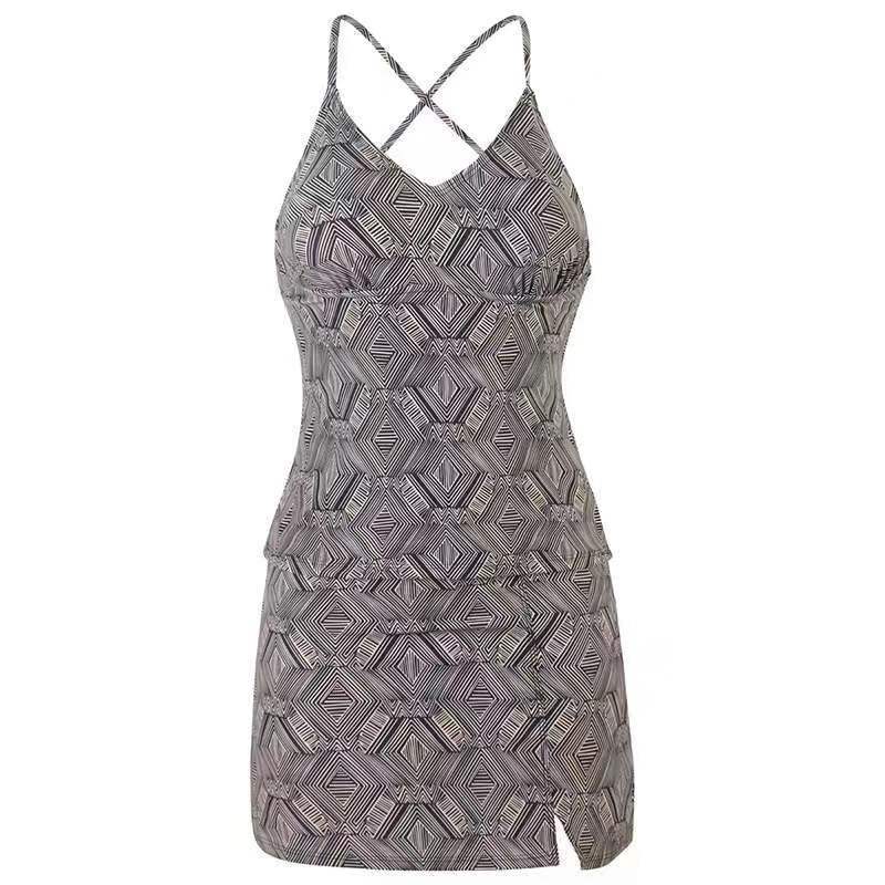 Conservative Artistic Color Split Women's Swimsuit - Image 2